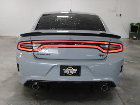 Used 2022 Dodge Charger R/T w/ Blacktop Package RWD image 8
