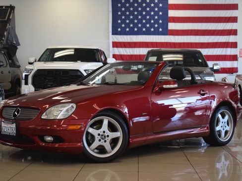 Used 2004 Mercedes-Benz SLK 230 image 9
