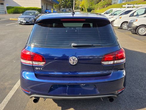 Used 2012 Volkswagen GTI 2-Door FWD image 6
