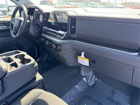 New 2025 Chevrolet Silverado 1500 LT w/ Convenience Package II image 6