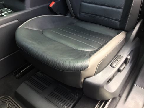Used 2020 Volkswagen Atlas Cross Sport SEL Premium R-Line AWD/4WD image 10