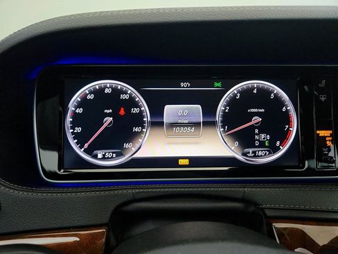 Used 2014 Mercedes-Benz S 550 Sedan image 17