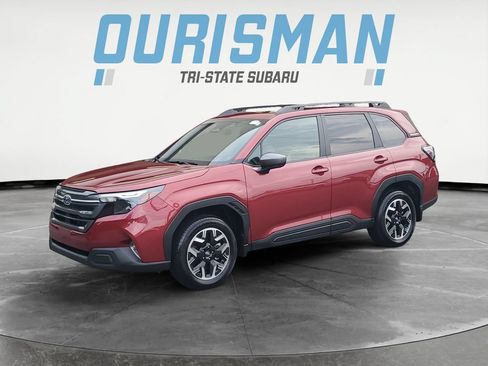 Used 2025 Subaru Forester Premium w/ Convenience Package #1 AWD/4WD image 2