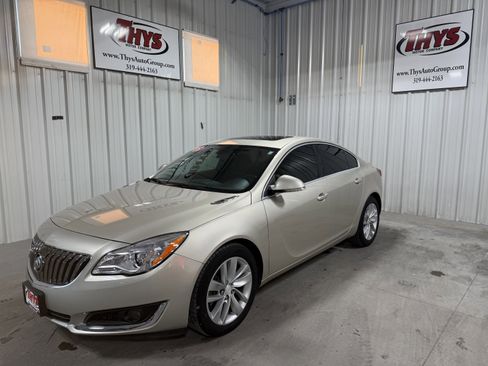 Used 2015 Buick Regal Premium image 14