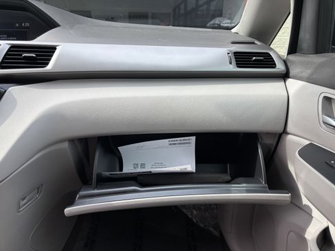 Used 2016 Honda Odyssey EX-L image 35