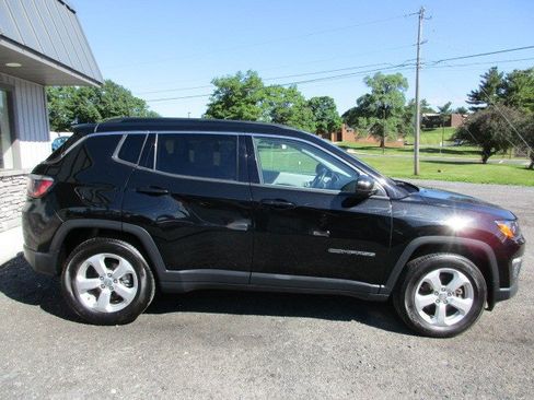Used 2017 Jeep Compass Latitude AWD/4WD image 8