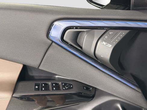 Certified 2025 BMW X3 M50 image 17