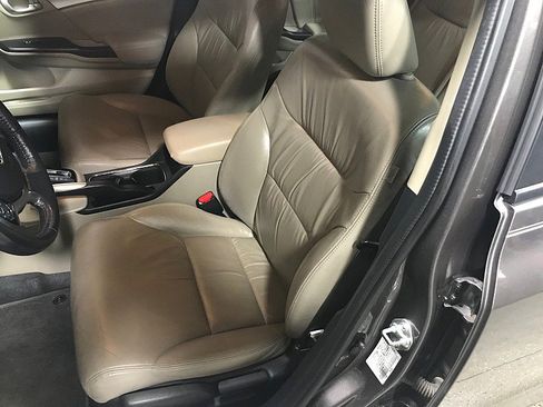 Used 2013 Honda Civic EX-L image 11