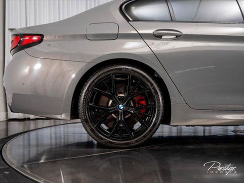 Used 2021 BMW M550i xDrive w/ Premium Package AWD/4WD image 17