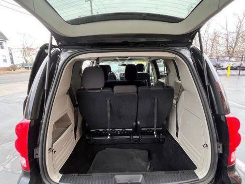 Used 2017 Dodge Grand Caravan SE w/ Power Window Group image 22