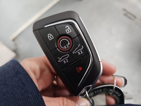 Used 2025 Chevrolet Corvette Stingray Preferred Cpe w/ Battery Protection Package image 37