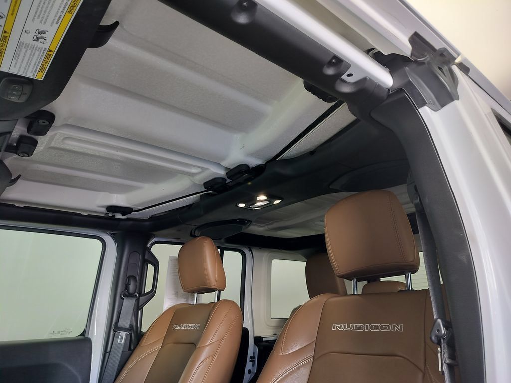 Used 2021 Jeep Wrangler Unlimited Rubicon AWD/4WD image 10