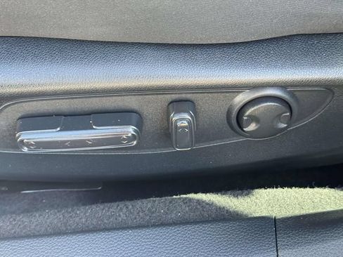 Certified 2023 Honda Accord EX image 18