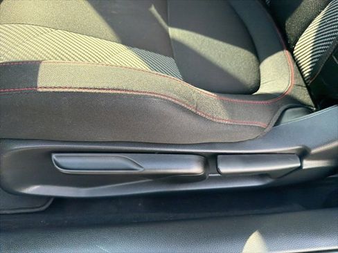 Used 2018 Honda Civic Si image 11