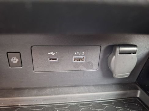 Used 2024 Nissan Altima 2.5 SR w/ SR Premium Package image 16