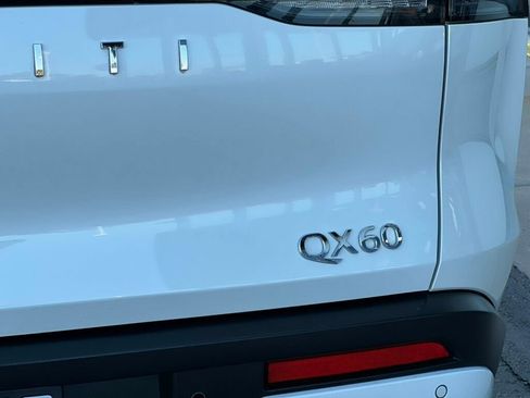 Used 2024 INFINITI QX60 Luxe w/ Vision Package AWD/4WD image 41