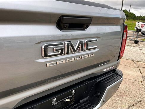 Used 2026 GMC Canyon AT4 w/ AT4 Premium Package AWD/4WD image 27