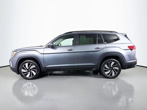 Used 2024 Volkswagen Atlas SE image 4