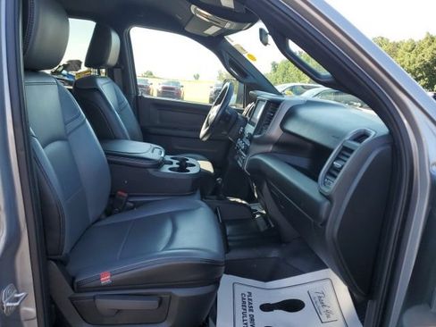 Used 2022 RAM 2500 Tradesman w/ Chrome Appearance Group AWD/4WD image 23