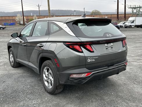 Certified 2023 Hyundai Tucson SE image 6