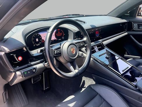 Used 2024 Porsche Panamera 4 AWD/4WD image 18