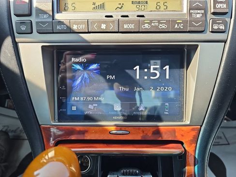 Used 2006 Lexus SC 430 Convertible RWD image 20