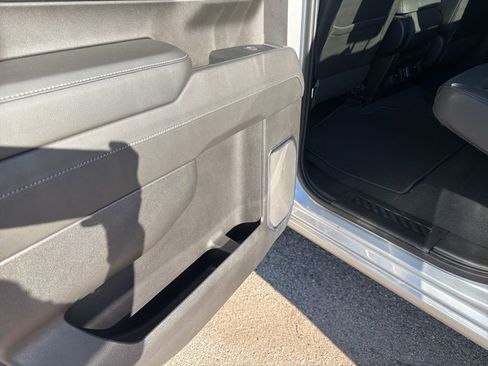 Used 2022 GMC Sierra 1500 SLT w/ X31 Off-Road Package image 31