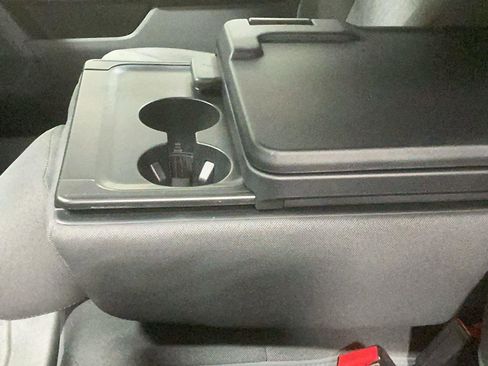 New 2025 Ford F150 XL w/ Equipment Group 103A High image 17