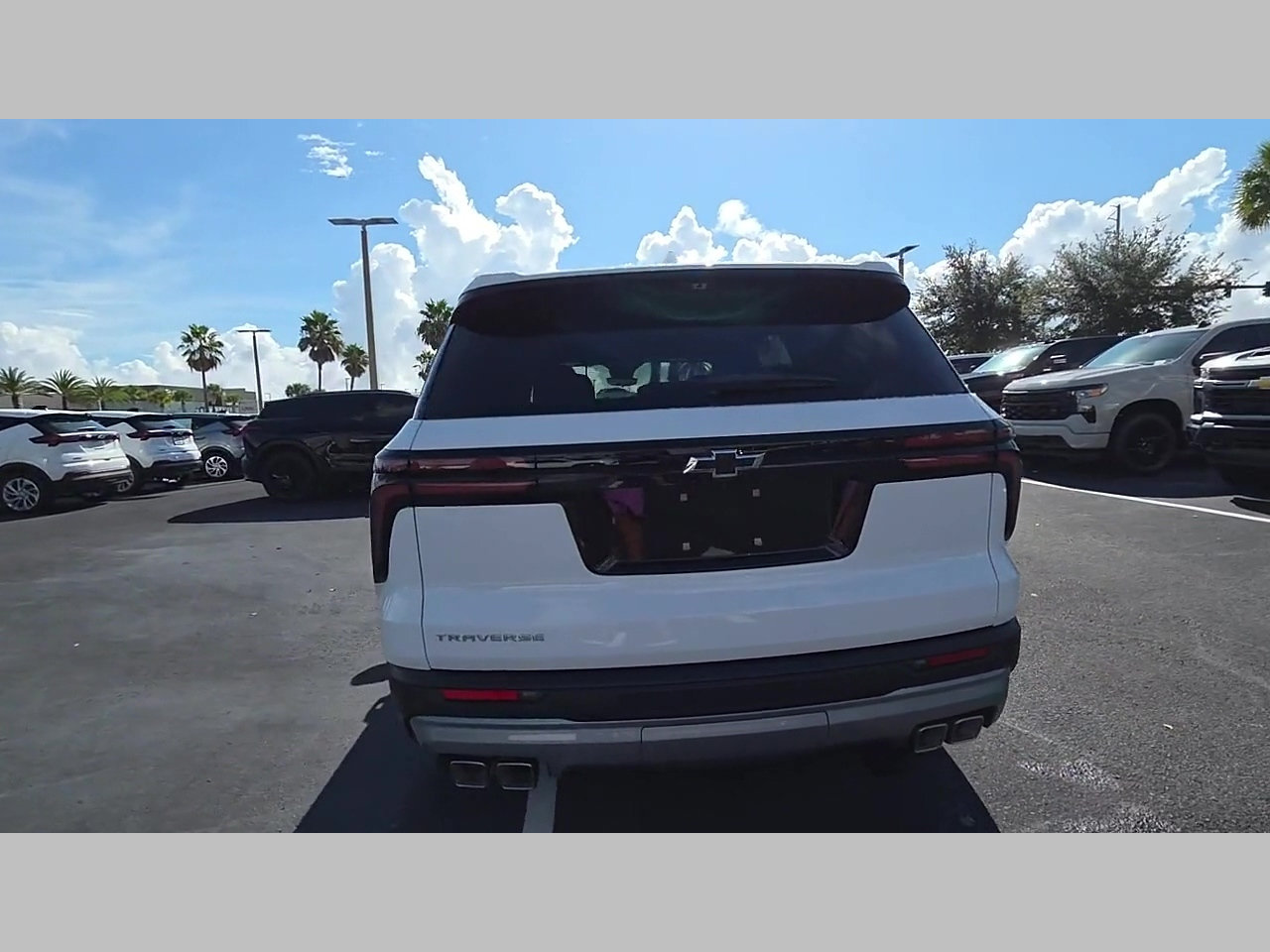 New 2027 Chevrolet Traverse LT w/ Driver Confidence Package FWD image 20