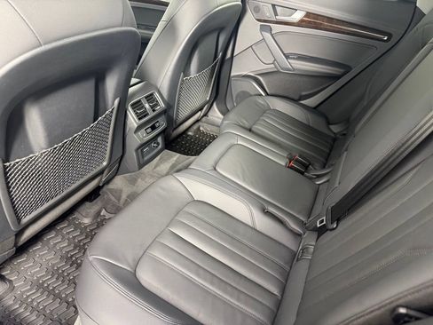 Used 2019 Audi Q5 2.0T Premium Plus w/ Premium Plus Package AWD/4WD image 15