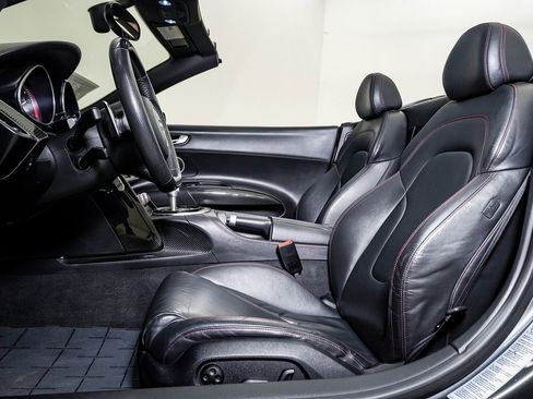 Used 2015 Audi R8 V10 w/ Full Leather Package image 22