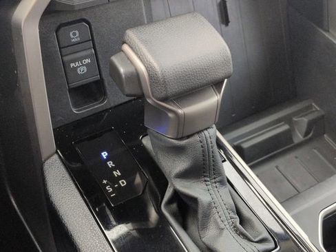 Used 2024 Toyota Tundra SR5 w/ SR5 Convenience Package AWD/4WD image 22