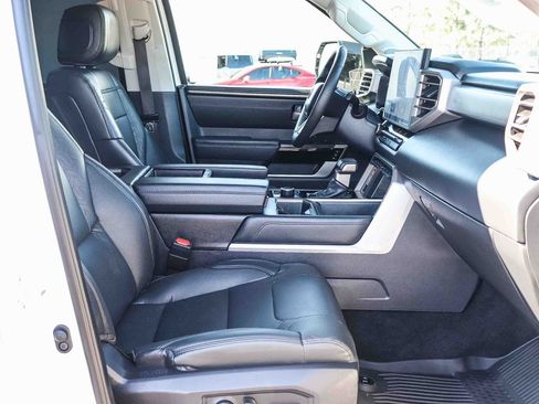 Used 2024 Toyota Tundra Limited AWD/4WD image 20