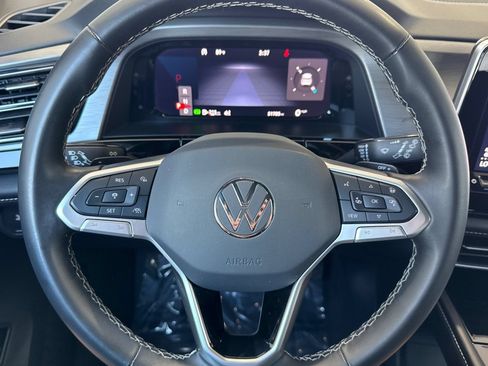 Used 2024 Volkswagen Atlas Cross Sport SE AWD/4WD image 26