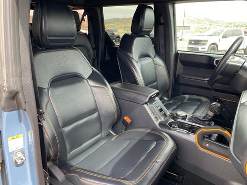 Used 2024 Ford Bronco Badlands AWD/4WD image 6