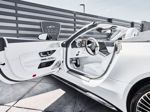 Used 2026 Mercedes-Benz Maybach SL 680 image 35