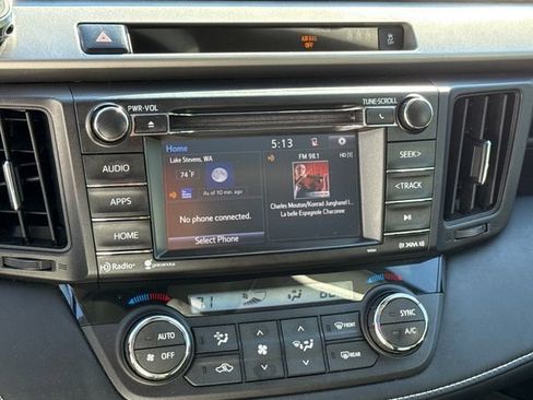 Used 2017 Toyota RAV4 XLE w/ Plus Special Value Package AWD/4WD image 27
