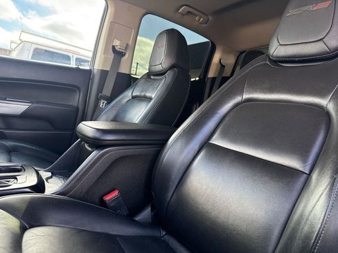 Used 2018 Chevrolet Colorado ZR2 w/ ZR2 Dusk Special Edition image 16