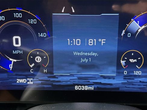 Used 2026 Chevrolet Tahoe High Country AWD/4WD image 12