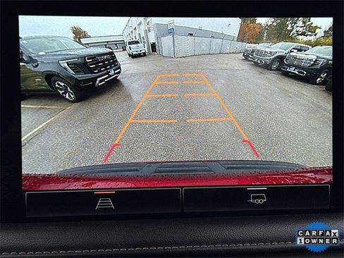 Used 2023 GMC Yukon XL SLT image 19