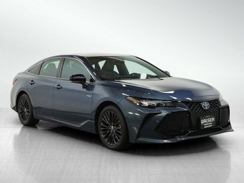Used 2020 Toyota Avalon XSE w/ All Weather Liner Package image 9
