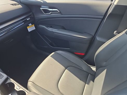 New 2026 Kia Sportage EX AWD/4WD image 16