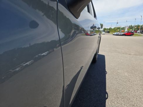 Used 2023 Chevrolet Silverado 1500 LT AWD/4WD image 25