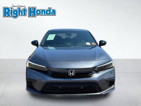 Used 2024 Honda Civic Sport image 5