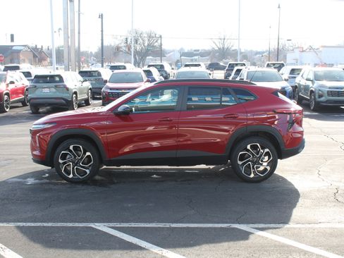 New 2026 Chevrolet Trax RS w/ Sunroof Package image 6