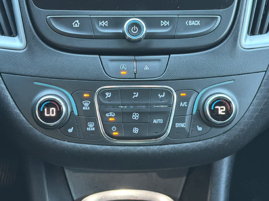 Used 2023 Chevrolet Malibu LT FWD image 33