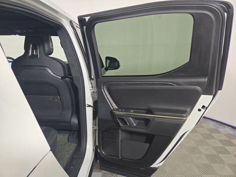 Used 2023 Rivian R1T Adventure AWD/4WD image 19