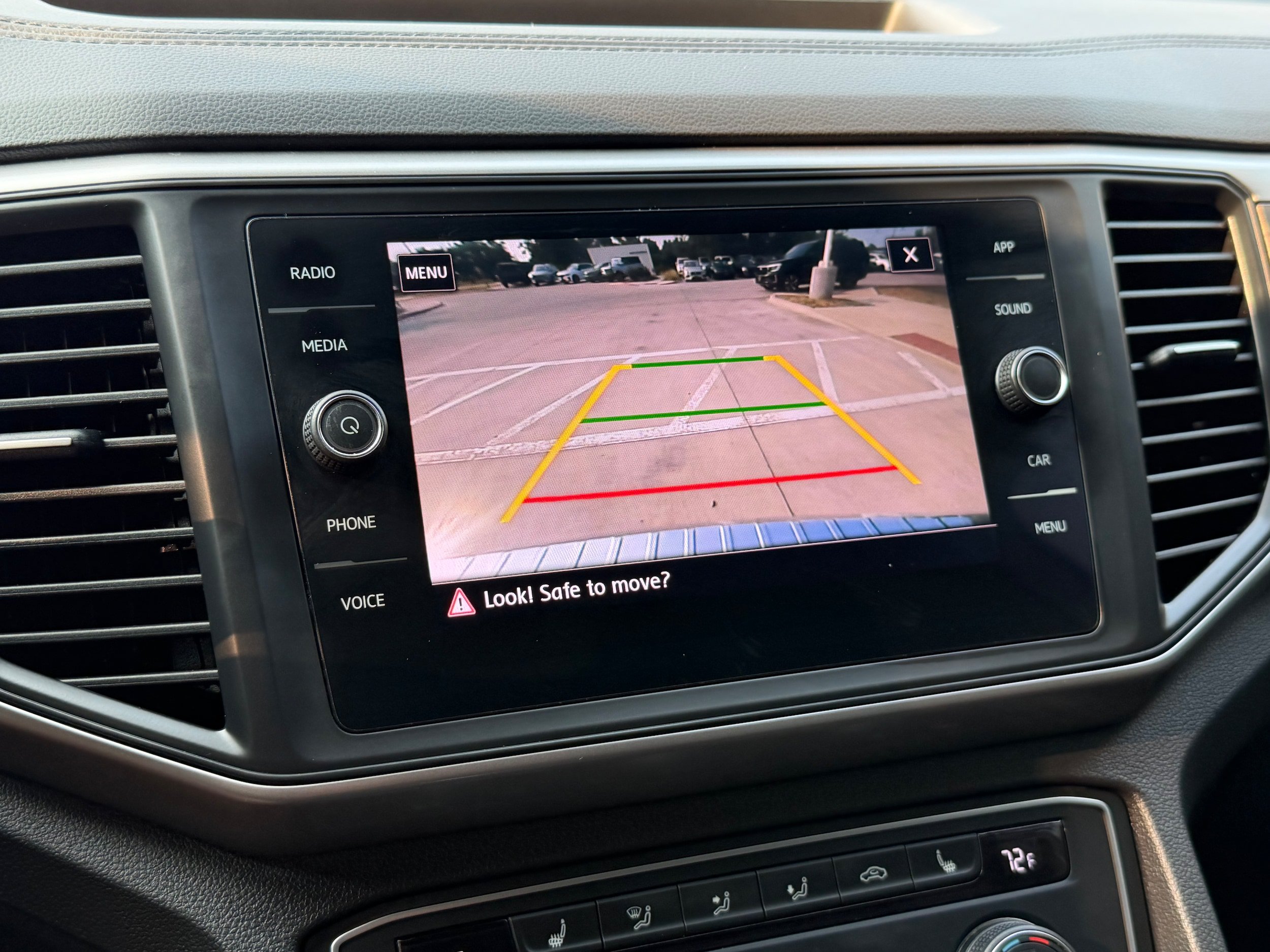 Used 2021 Volkswagen Atlas SE FWD image 20