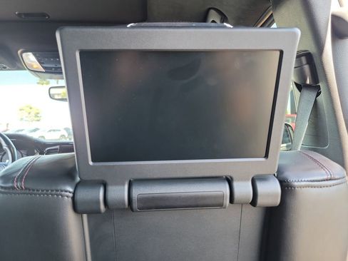 Used 2021 Dodge Durango R/T w/ Technology Group image 28