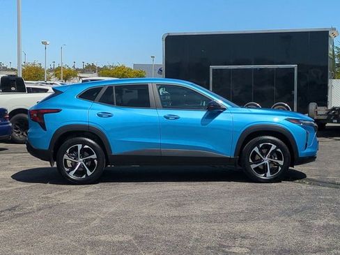 Used 2026 Chevrolet Trax RS w/ Driver Confidence Package image 9